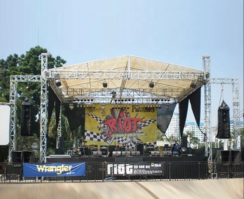 Aluminum Truss Pitched Truss With Stage For Concert